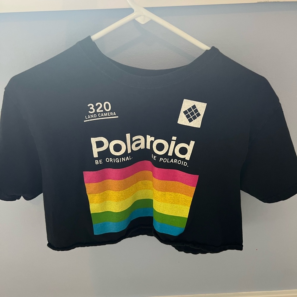 polaroid cropped t shirt